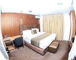 Maison Fahrenheit Hotel