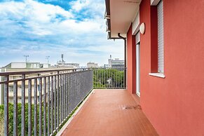 Side sea View Flat for 6 Guests Near Bibione Beach