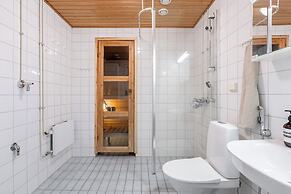 Lakefront Home near Downtown