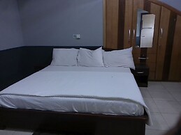 Great Escape Inn Hotel
