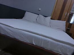 Great Escape Inn Hotel