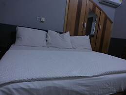 Great Escape Inn Hotel