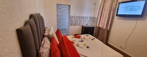 Neo & ruks guest house Boston