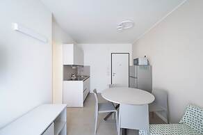 Elegant and Luminous Apartment With Terrace