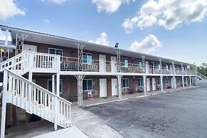 Imperial Inn by OYO Tazewell