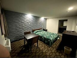 Deluxe Inn by OYO Near Toledo Ohio