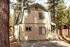 Owls Nest-Cozy Mountain Retreat