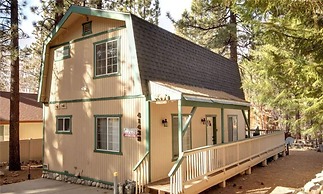 Owls Nest-Cozy Mountain Retreat