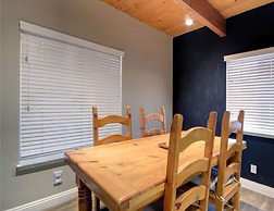 Owls Nest-Cozy Mountain Retreat