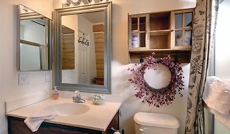 Owls Nest-Cozy Mountain Retreat