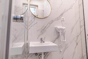 4BR Shared Apt 10Min Walk to Westbahnhof