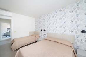 Newly Renovated Modern two Room Apartment