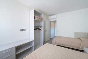 Newly Renovated Modern two Room Apartment