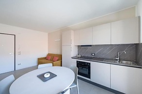 Newly Renovated Modern two Room Apartment