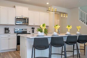 Fabulous 5Bd Pool & Game Room @ Windsor Cay 1253