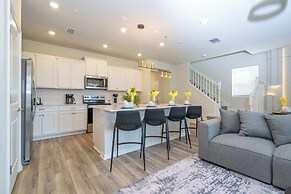 Fabulous 5Bd Pool & Game Room @ Windsor Cay 1253