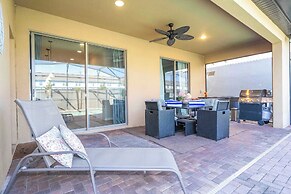 Gorgeous 5Bd W Private Pool Windsor Westside 8893