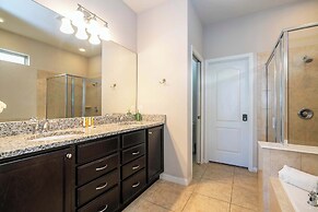 Gorgeous 5Bd W Private Pool Windsor Westside 8893