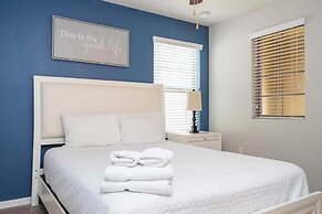 Gorgeous 5Bd W Private Pool Windsor Westside 8893