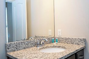 Gorgeous 5Bd W Private Pool Windsor Westside 8893