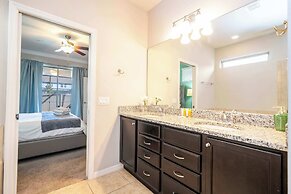 Gorgeous 5Bd W Private Pool Windsor Westside 8893