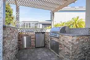 Luxurious 4Bd Villa Private Pool @ Champions Gate Resort 9021