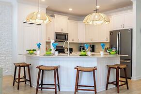 Luxurious 4Bd Villa Private Pool @ Champions Gate Resort 9021