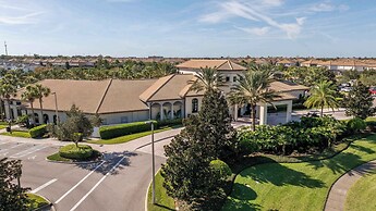 Luxurious 4Bd Villa Private Pool @ Champions Gate Resort 9021