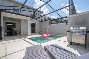 Stunning 4Bd With Pool At Storey Lake Resort 4821