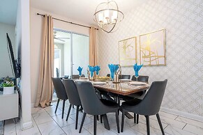 Stunning 4Bd With Pool At Storey Lake Resort 4821