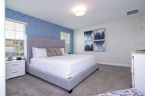 Stunning 4Bd With Pool At Storey Lake Resort 4821