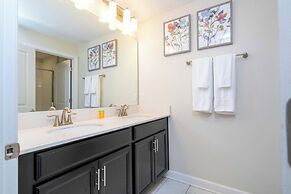 Stunning 4Bd With Pool At Storey Lake Resort 4821