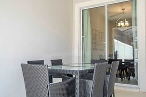 Stunning 4Bd With Pool At Storey Lake Resort 4821