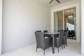 Stunning 4Bd With Pool At Storey Lake Resort 4821