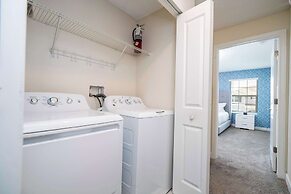 Stunning 4Bd With Pool At Storey Lake Resort 4821