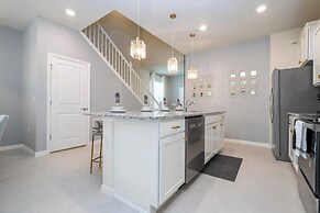 Stunning 7Bd Jacuzzi Pool & Close To Disney @ Windsor Cay 16217