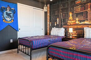 Stunning 7Bd Jacuzzi Pool & Close To Disney @ Windsor Cay 16217