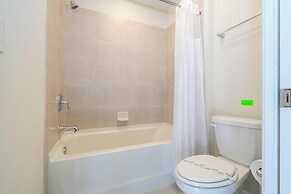 Stunning 7Bd Jacuzzi Pool & Close To Disney @ Windsor Cay 16217