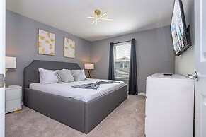 Stunning 7Bd Jacuzzi Pool & Close To Disney @ Windsor Cay 16217