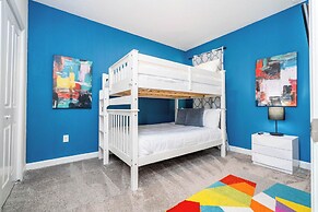 Stunning Game Room & Pool Jacuzzi Storey Lake 2799