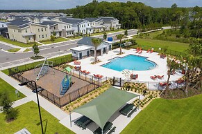 Stunning Game Room & Pool Jacuzzi Storey Lake 2799