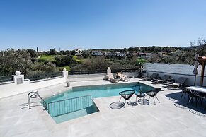 Superb Villa - Private Pool Jacuzzi Sauna Gym