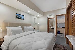 The Onyx by Parfait Street