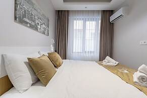 Chido Residence