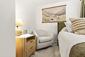 Abode 81 in Newark