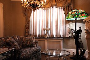 Chateau Connellsville