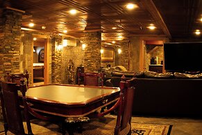 Chateau Connellsville