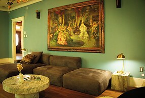 Chateau Connellsville