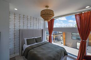 The Business Bungalow-5 Mins From Airport