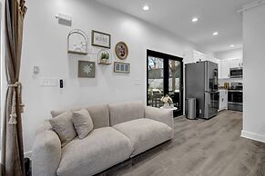 The Business Bungalow-5 Mins From Airport